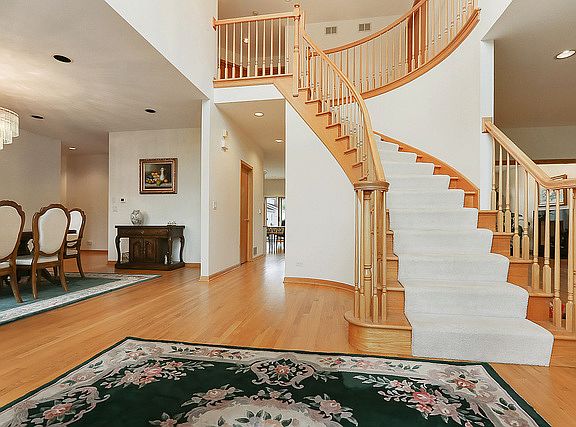 2nd image of 1535 Windy Hill Dr