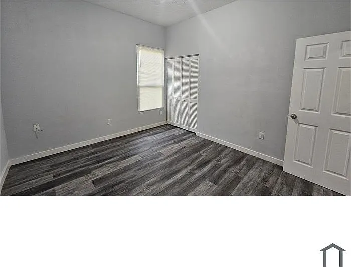 1446 W 23rd St — Photo 4