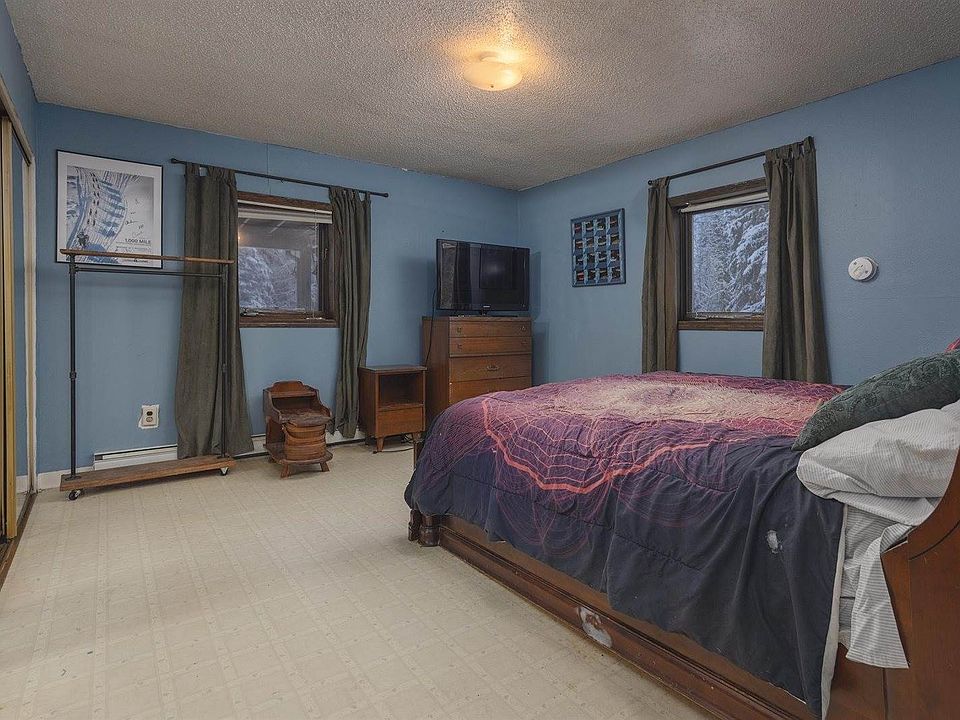 2nd image of 2251 Severns Rd