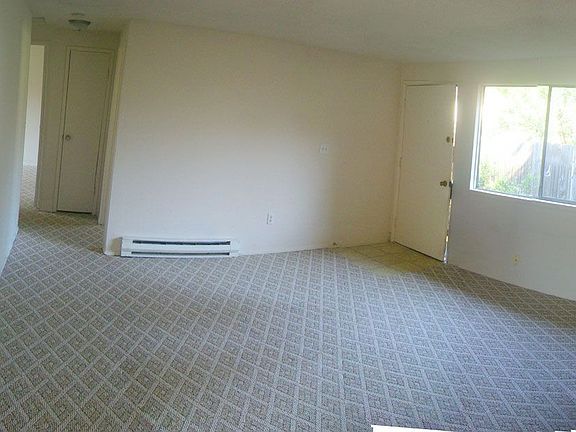 Living Room Unit 2