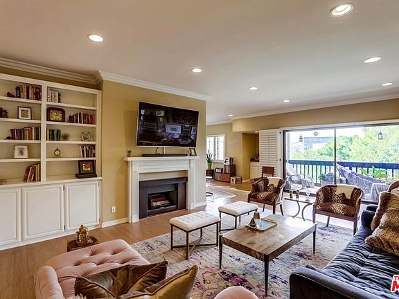 5th image of 5625 Cambridge Way Unit 201