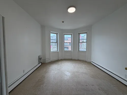 85 Arlington Ave #1 Photo 1