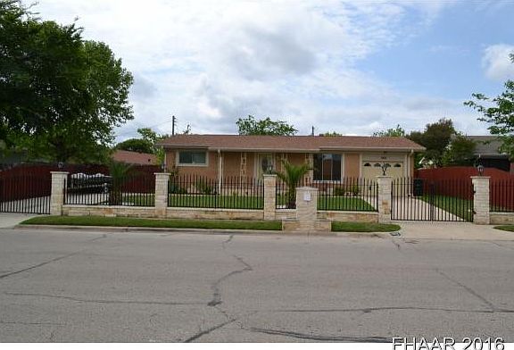 2nd image of 1412 Metropolitan Dr