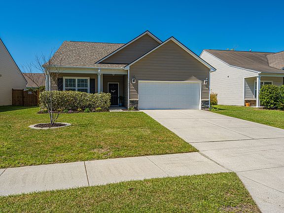 4th image of 1821 Ground Pine Dr
