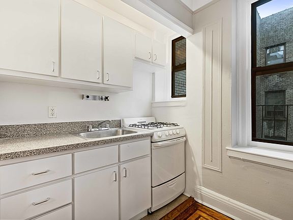 3rd image of 43-09 40th St #5FF