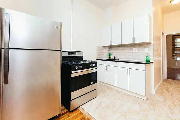 Rented by Nooklyn NYC LLC | media 1
