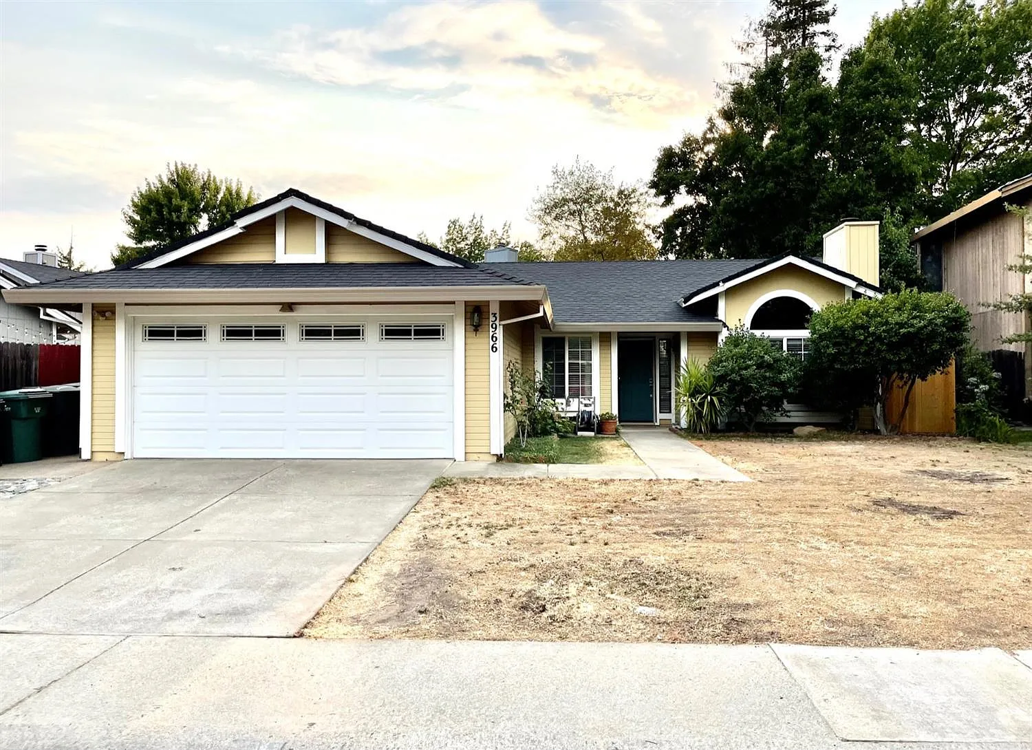 3966 Weybridge Way photo 1