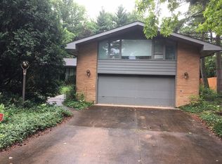 310 Eliot Dr, Urbana, IL