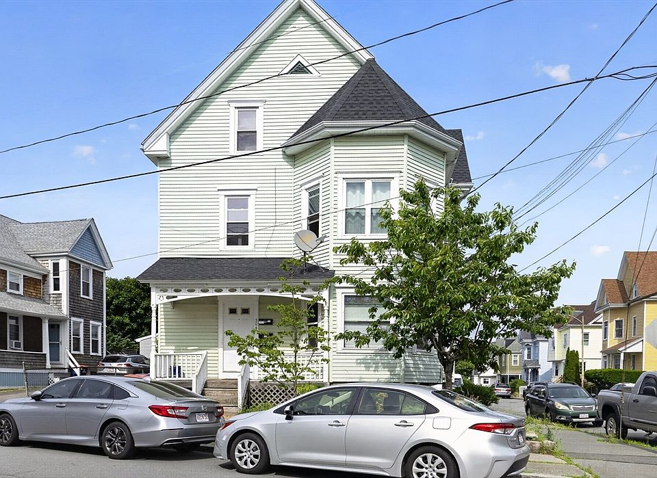 1st image of 304 Summer St