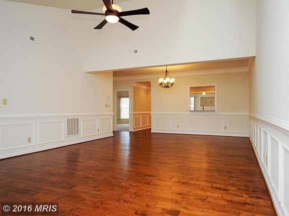 5th image of 7013 Radford Dr