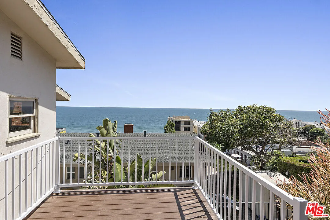 2 bed, 1.0 bath, $7,500 — Photo 3
