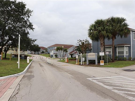 3rd image of 537 Caribbean Dr