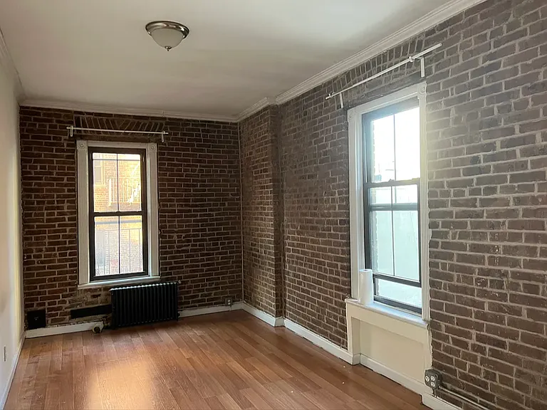 71 Pineapple St #A2 — Photo 3
