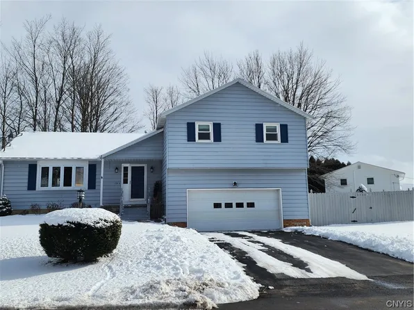 124 Clarion Dr, Whitesboro, NY 13492