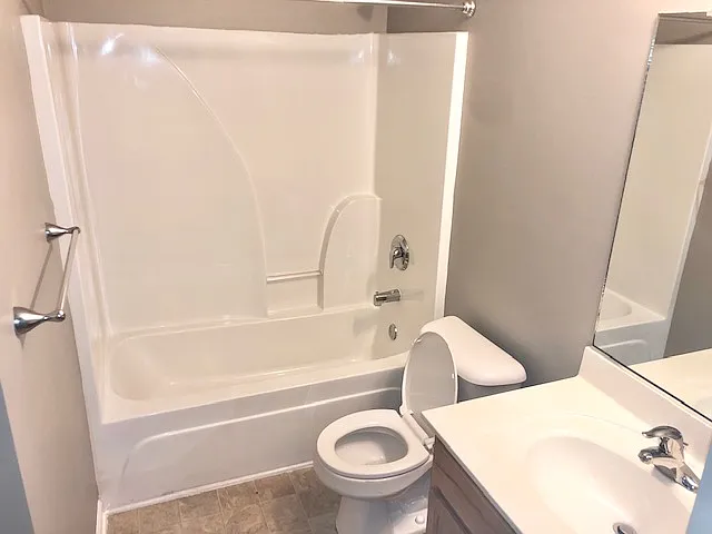 5110 Scarsdale Ave #103 — Photo 8
