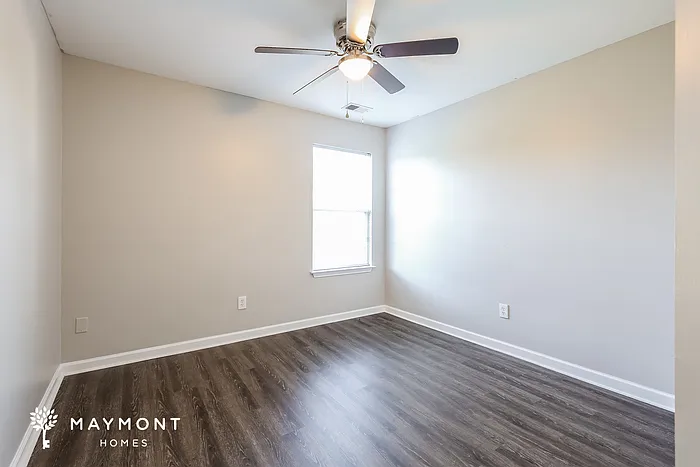 109 Crossview Dr — Photo 8