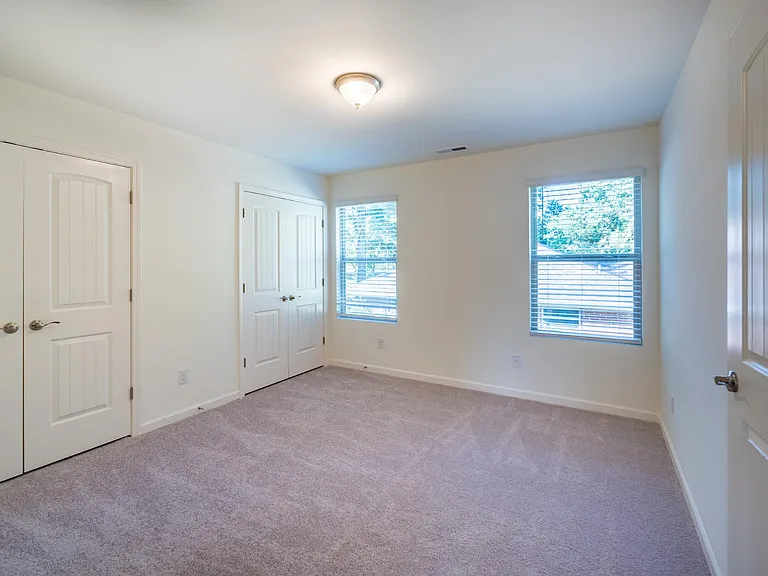8 Rochambeau Ct #1 — Photo 10