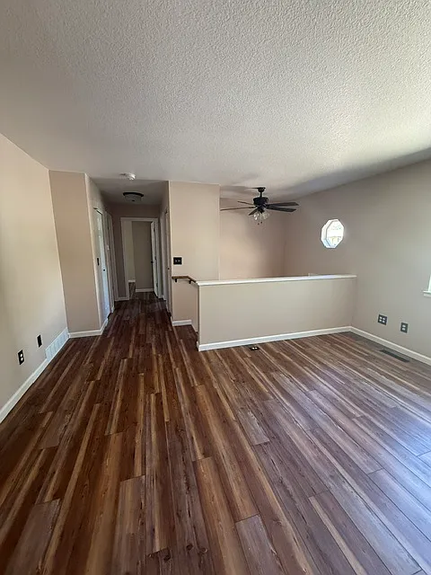 3 bed, 1314 sqft, $2,600 — Photo 2