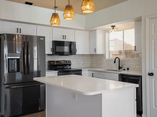 8301 Camino Del Venado NW, Albuquerque, NM 87120