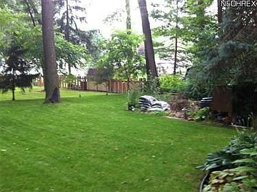 3rd image of 7794 Glen Oaks Dr NE