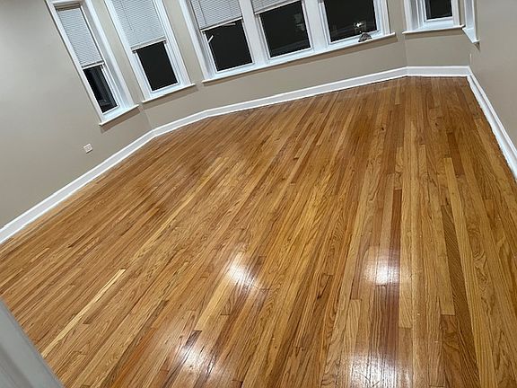 5th image of 6334 N Richmond St APT 2