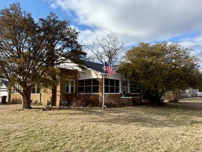 203 S 1st St, Fisher, IL, 61843