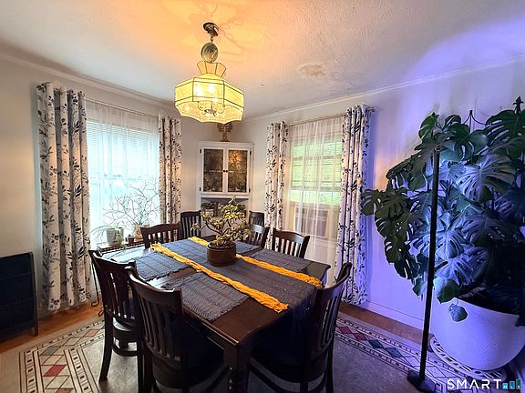 5th image of 78 Hammond Hill Road