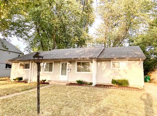 703 Rogers Rd, Romeoville, IL 60446