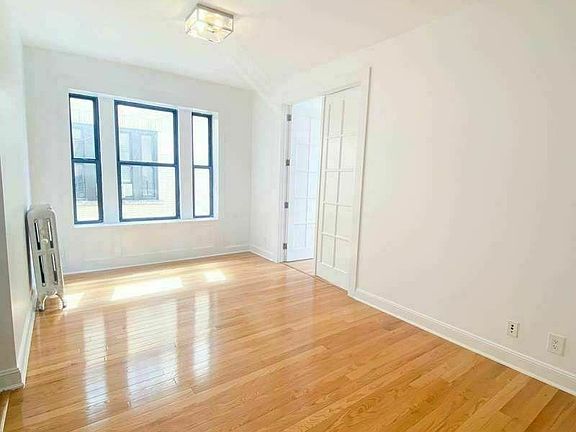 4th image of 672 St Nicholas Ave APT 7