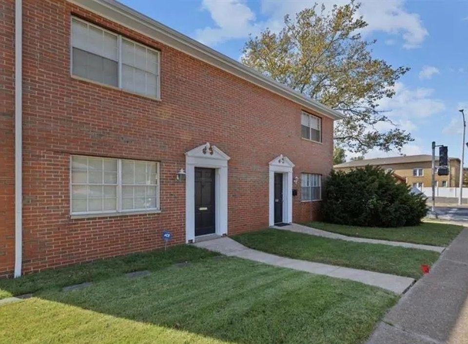 1st image of 1218 Iron St #1