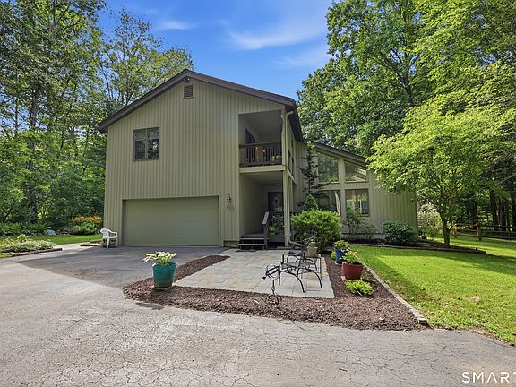 2nd image of 106 Senate Brook Drive