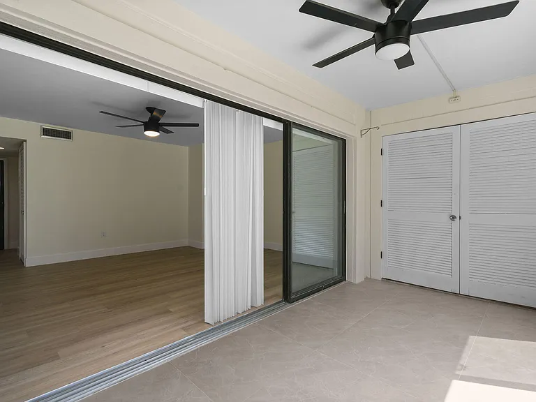 2233 NW 22nd Ave #102 — Photo 43