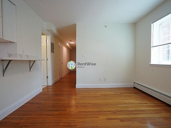 3rd image of 11 Griggs St #15