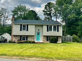 5900 Stella Rd, North Chesterfield, VA 23234