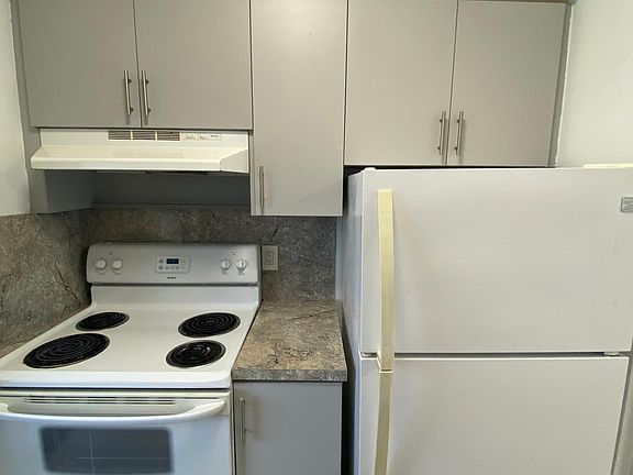 3rd image of 5165 W Flagler St #2
