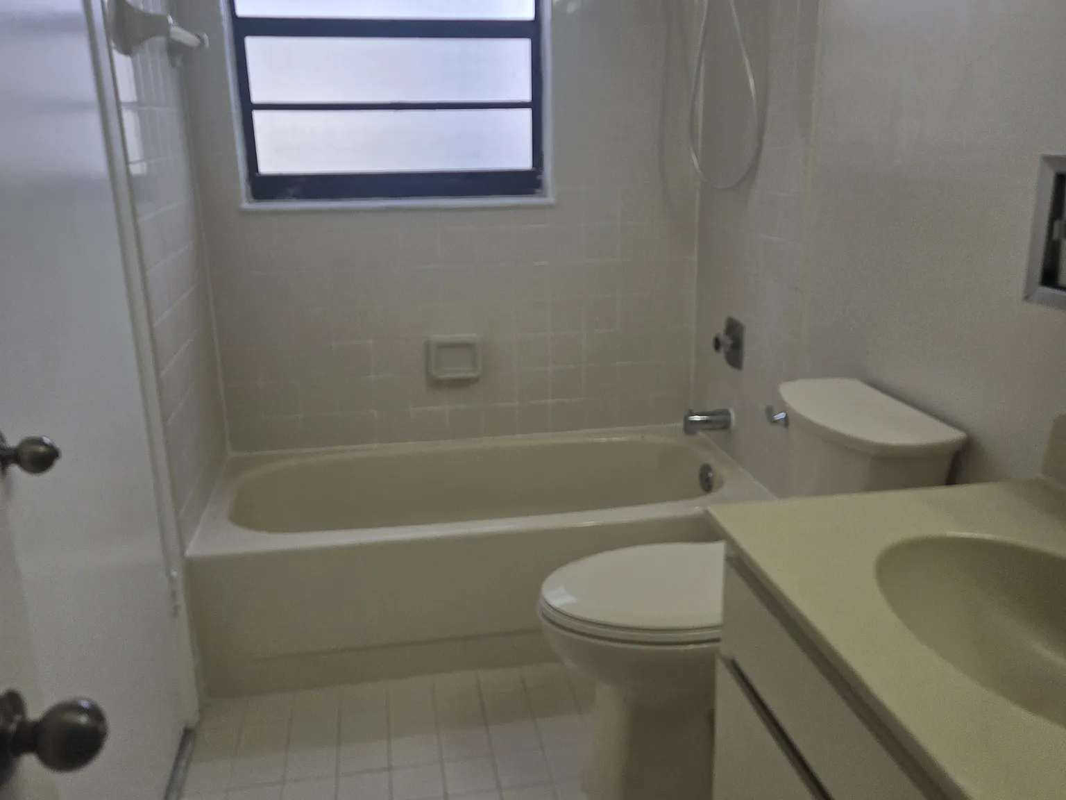 8820 SW 123rd Ct — Photo 3