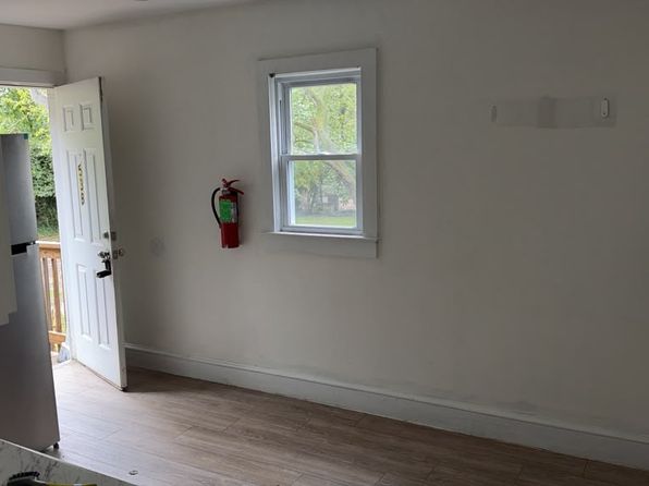 53 S East Ave #2
