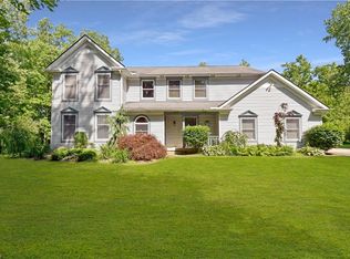 9231 Moccasin Run, Chagrin Falls, OH 44023