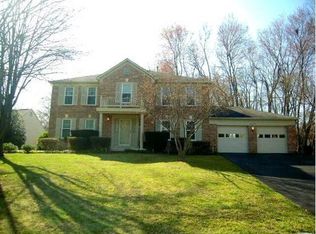 15385 Twin Creeks Ct, Centreville, VA 20120