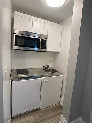 Rented by Tourma Realty LLC | media 19