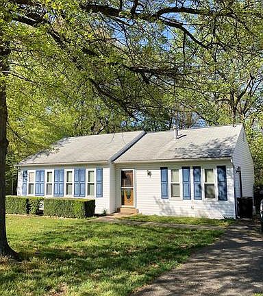 2nd image of 5120 Macnamara Dr