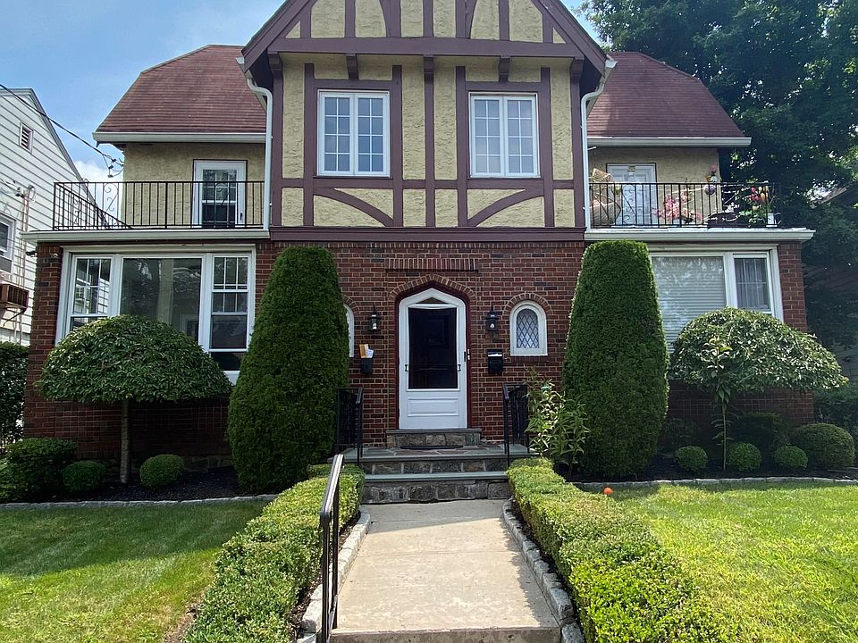 1st image of 321 Hayward Ave