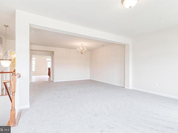 3rd image of 365 Chessington Dr