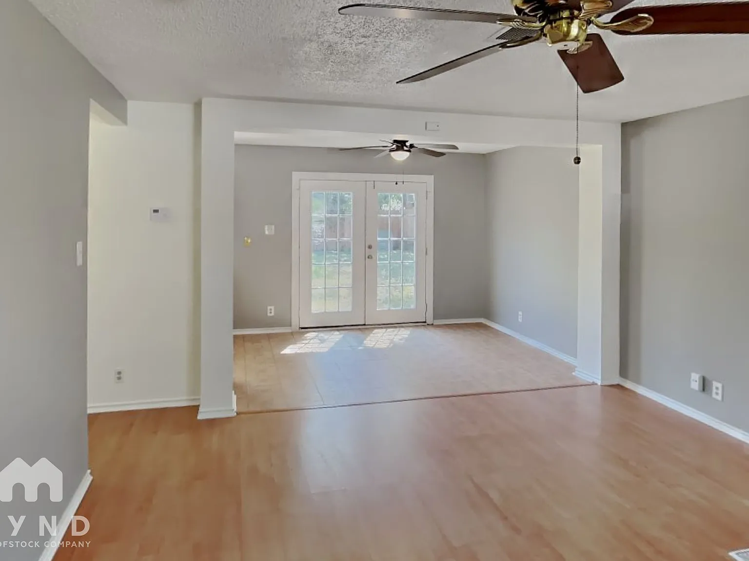 3 bed, 1.5 bath, 1500 sqft, $1,495 — Photo 3