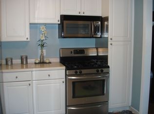 100 E Lillian Ave APT 2C, Arlington Heights, IL 60004