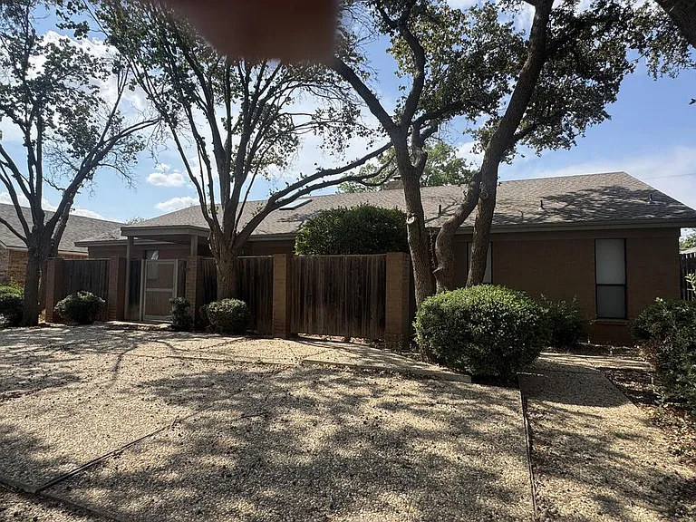 2604 Caldera Dr — Photo 2