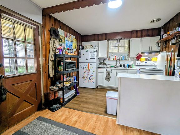 5th image of 412 W Nelson St #412.5