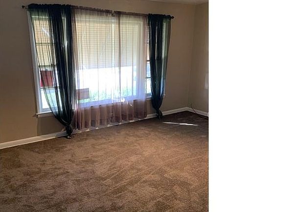 5th image of 275 Oglesby Ave