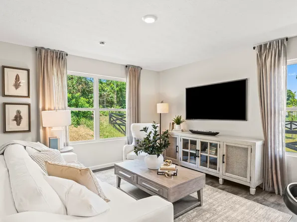 85 Cypress Hill Dr, Defiance, OH 43512