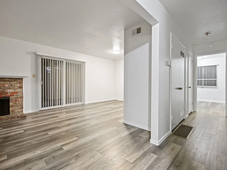 7719 Alexandria Pl — Photo 21